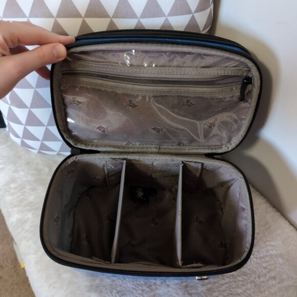 Heys Hardshell Travel Toiletry Cosmetic Jewelry Carrying Case - Picture 3 of 9